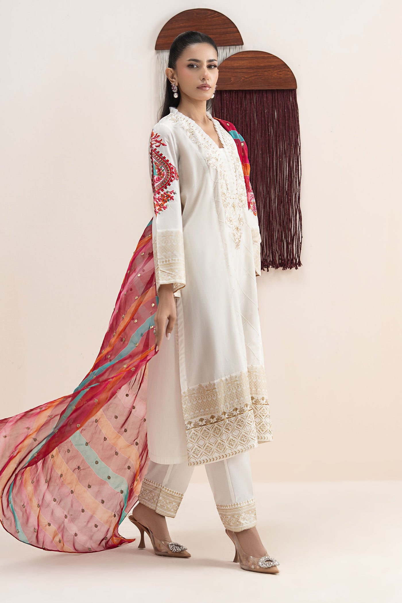 3 Piece Embroidered Lawn Suit