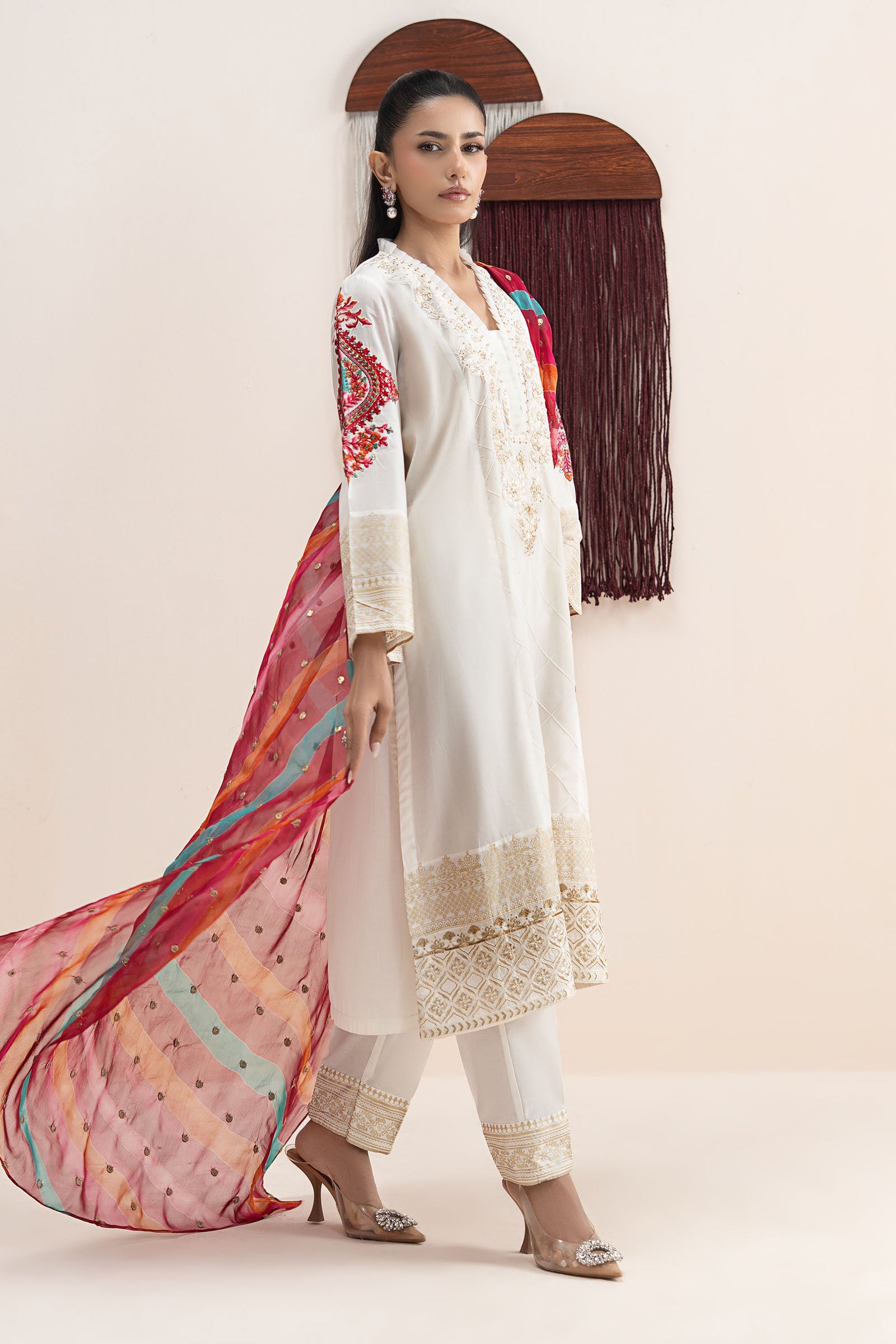 3 Piece Embroidered Lawn Suit
