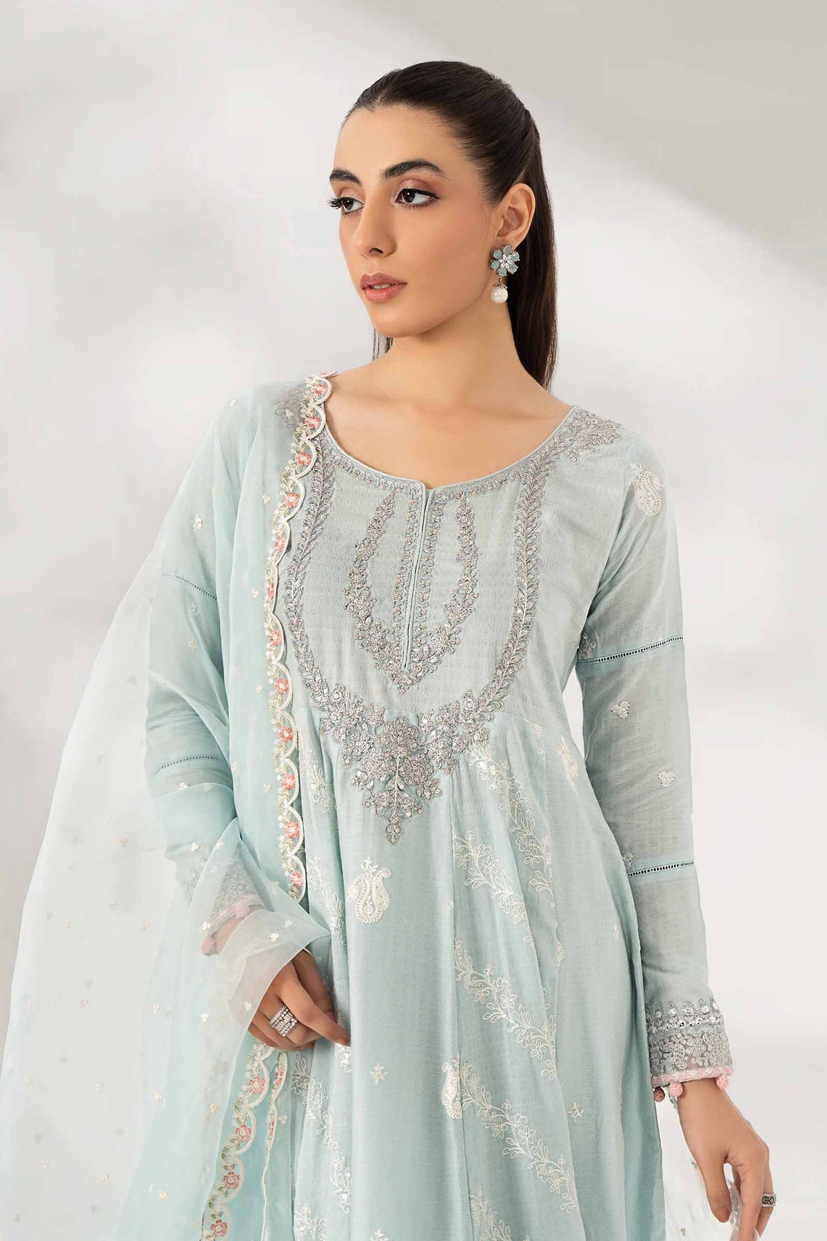 3 Piece Embroidered Lawn Suit