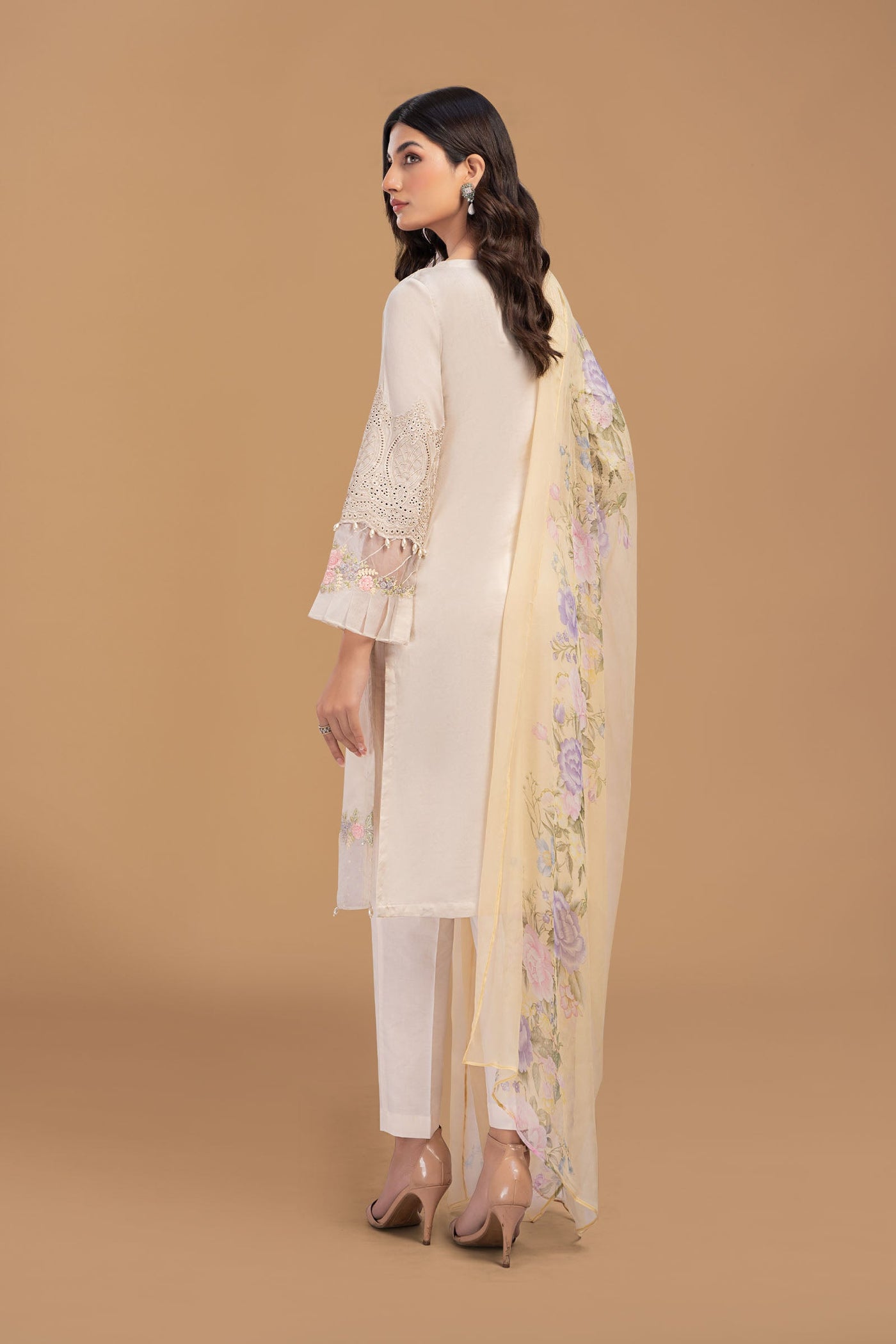 Suit Off White Dw-Ef23-09