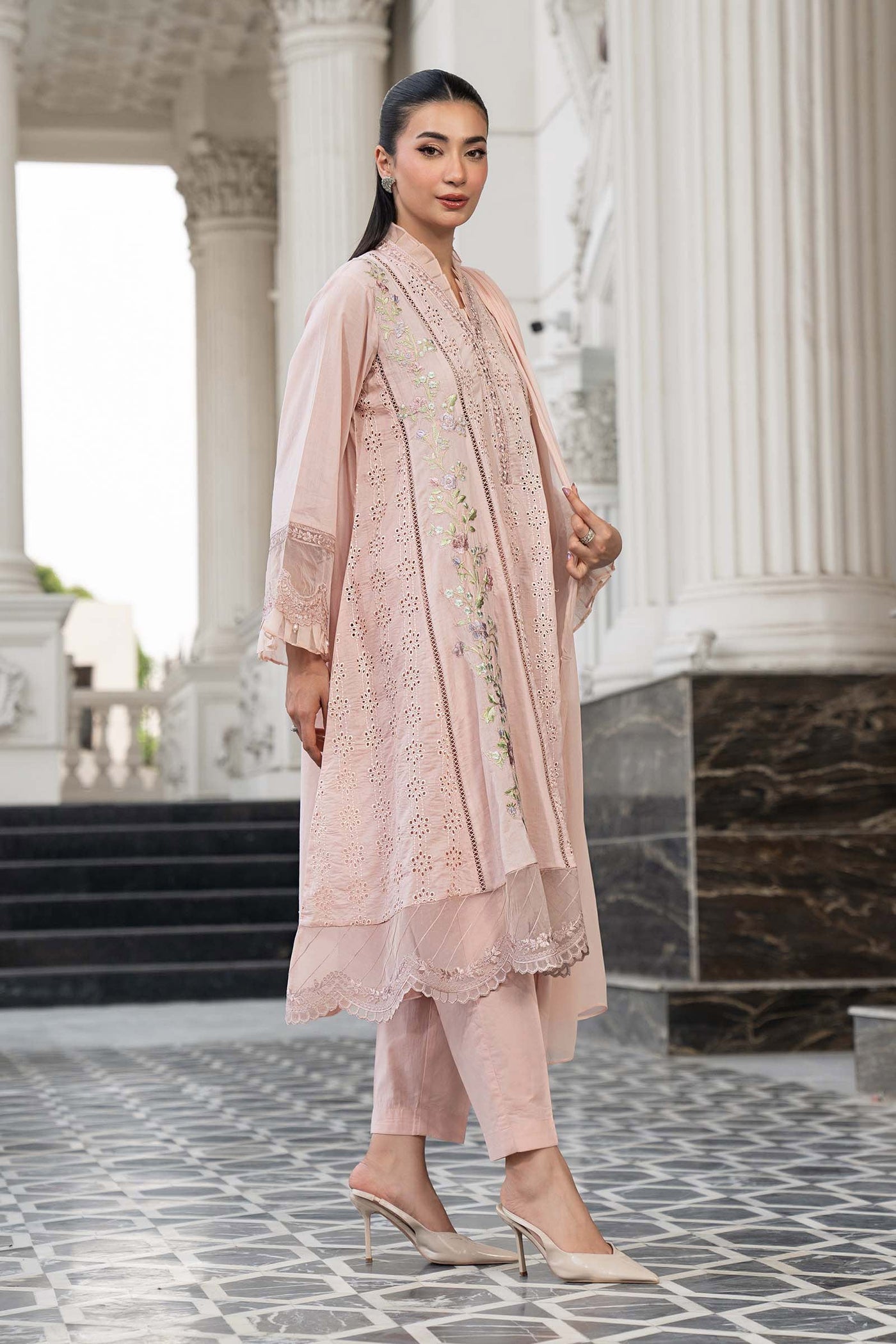 3 Piece Embroidered Lawn Suit