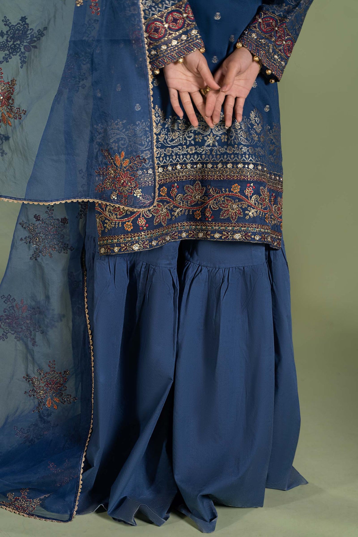 3 Piece Embroidered Jacquard Broshia Suit