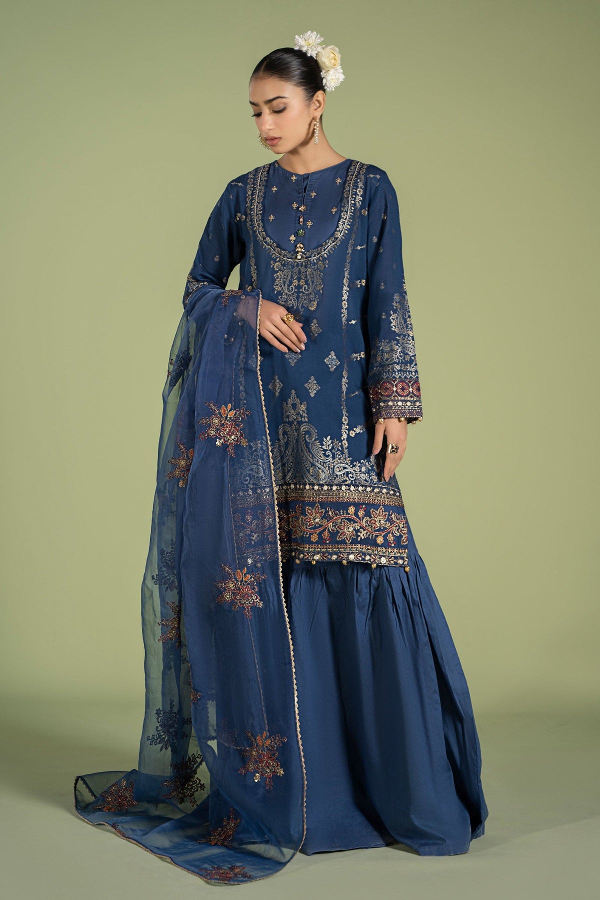 3 Piece Embroidered Jacquard Broshia Suit