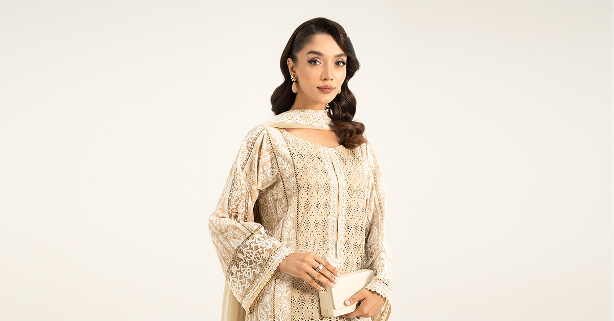 3 Piece Embroidered Lawn Suit