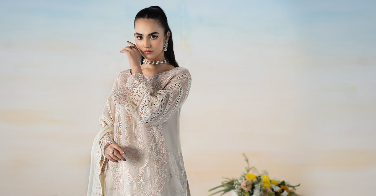 3 Piece Embroidered Lawn Suit
