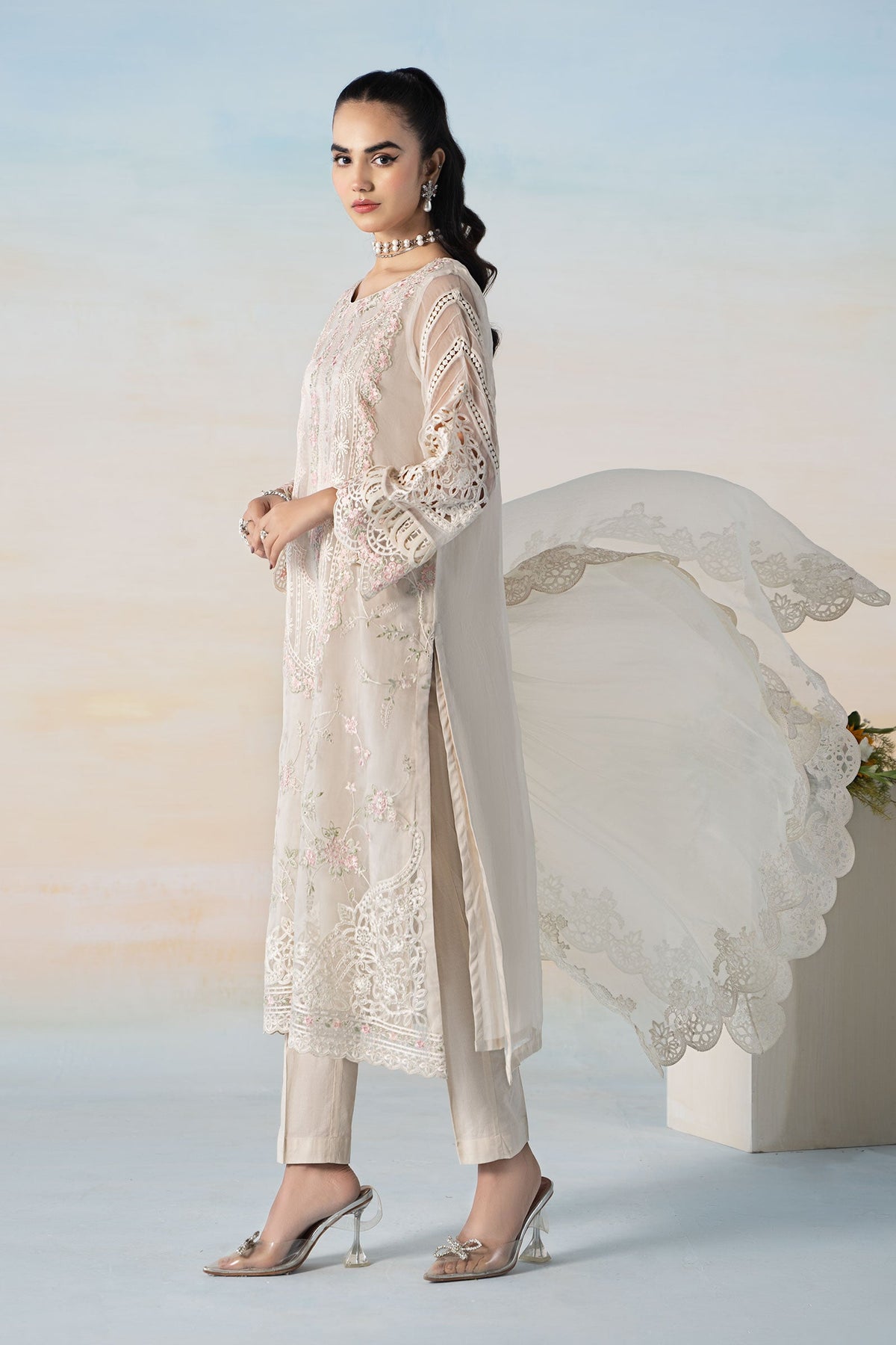 3 Piece Embroidered Lawn Suit