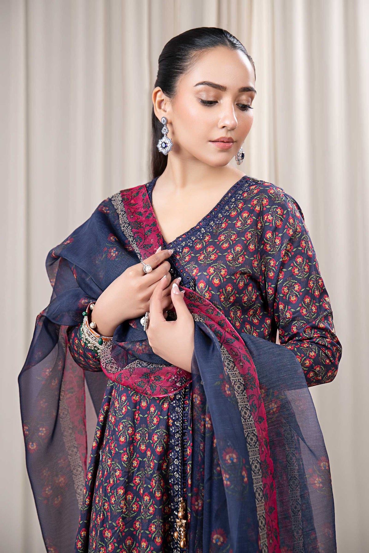 3 Piece Embroidered Lawn Suit