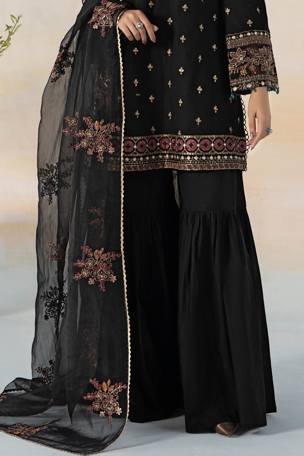3 Piece Embroidered Jacquard Suit