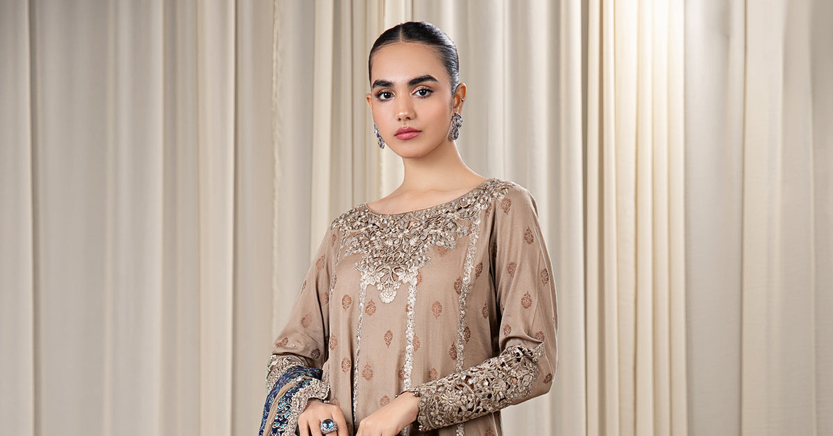 3 Piece Embroidered Jacquard Broshia Suit