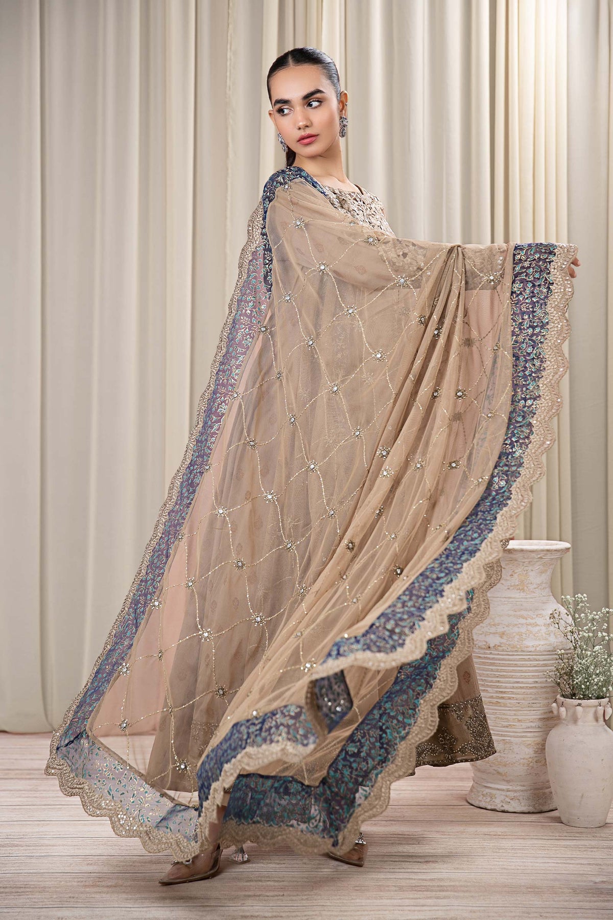 3 Piece Embroidered Jacquard Broshia Suit