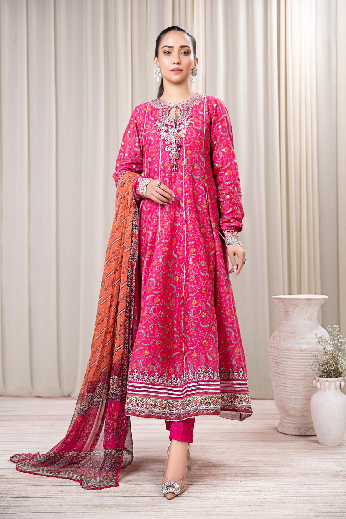 3 Piece Embroidered Lawn Suit