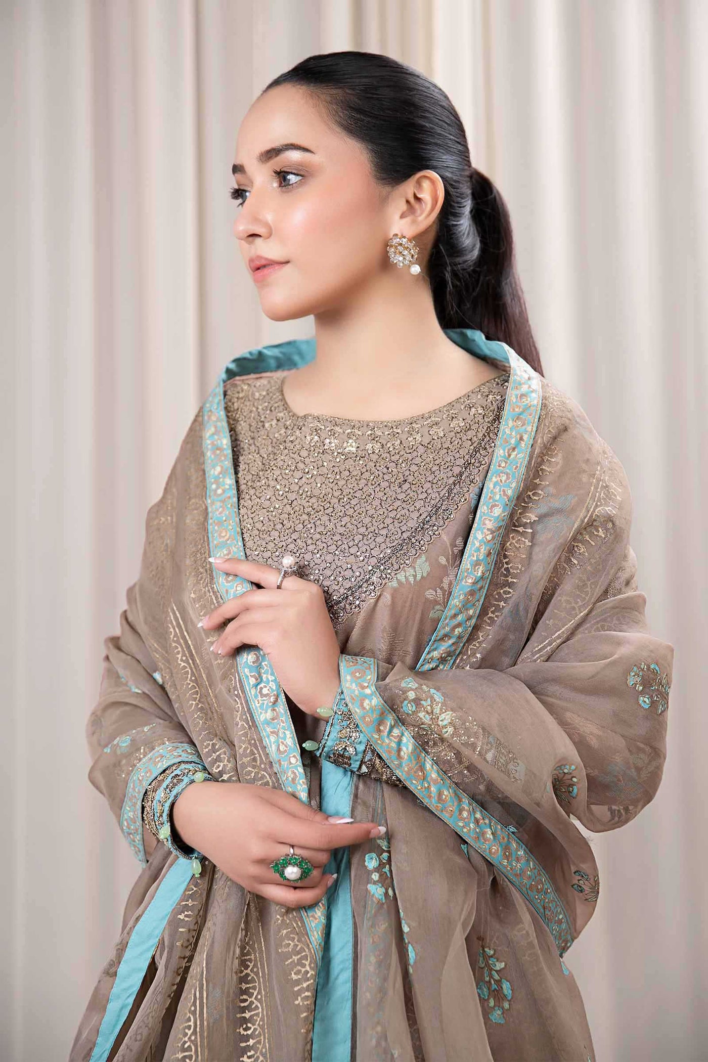 3 Piece Dyed Jacquard Broshia Suit