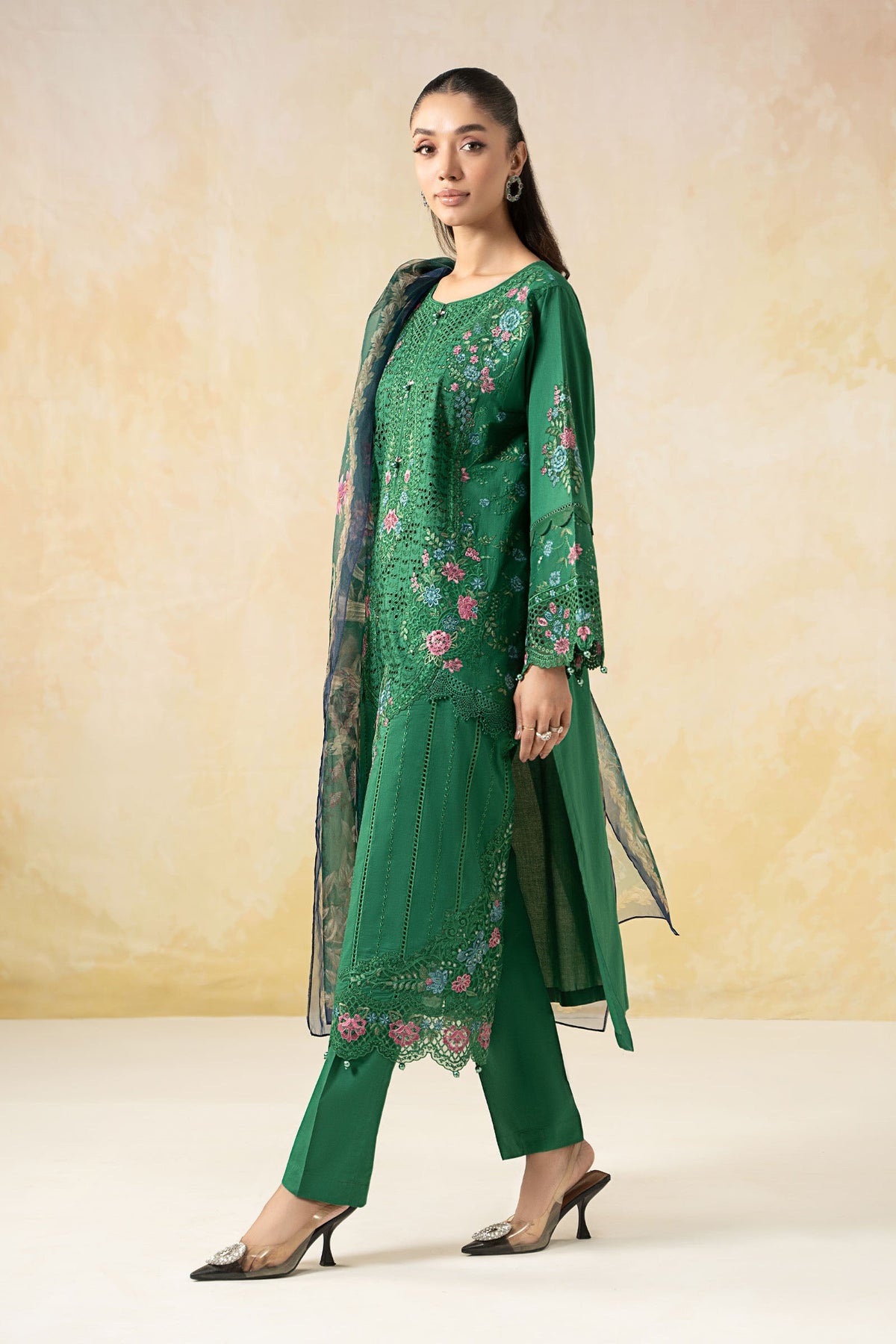 3 Piece Embroidered Lawn Suit