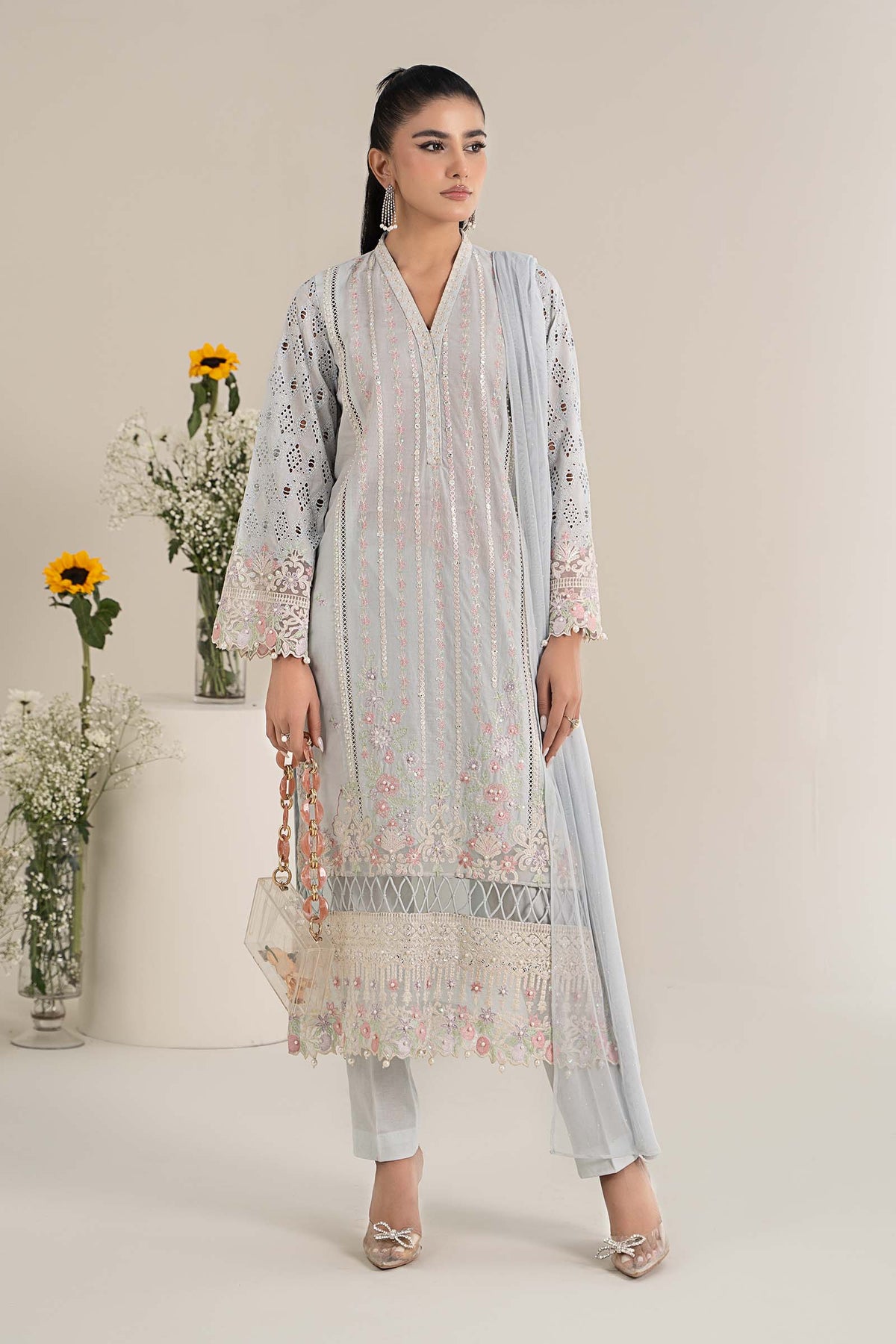 3 Piece Embroidered Lawn Suit