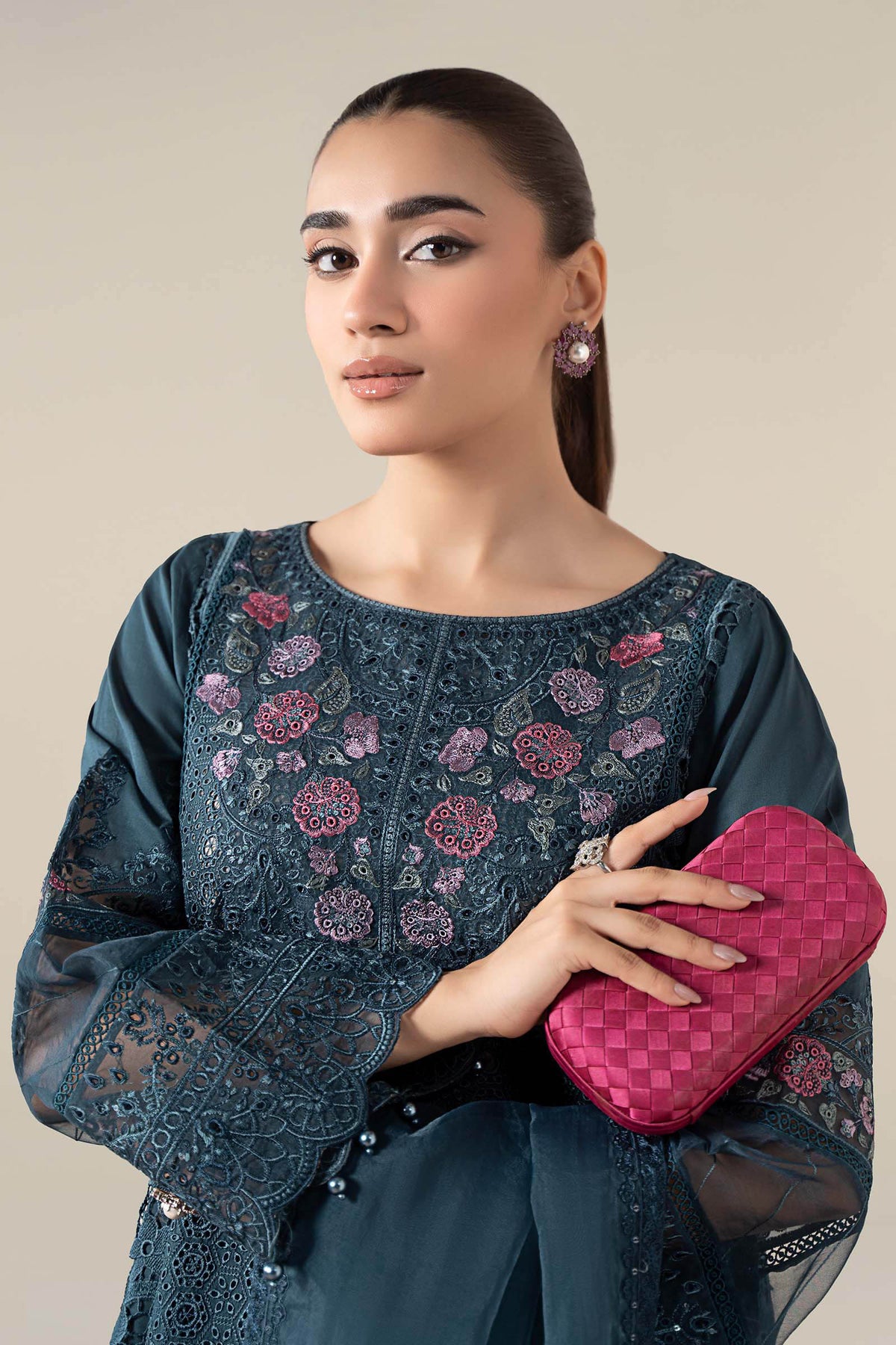 3 Piece Embroidered Lawn Suit