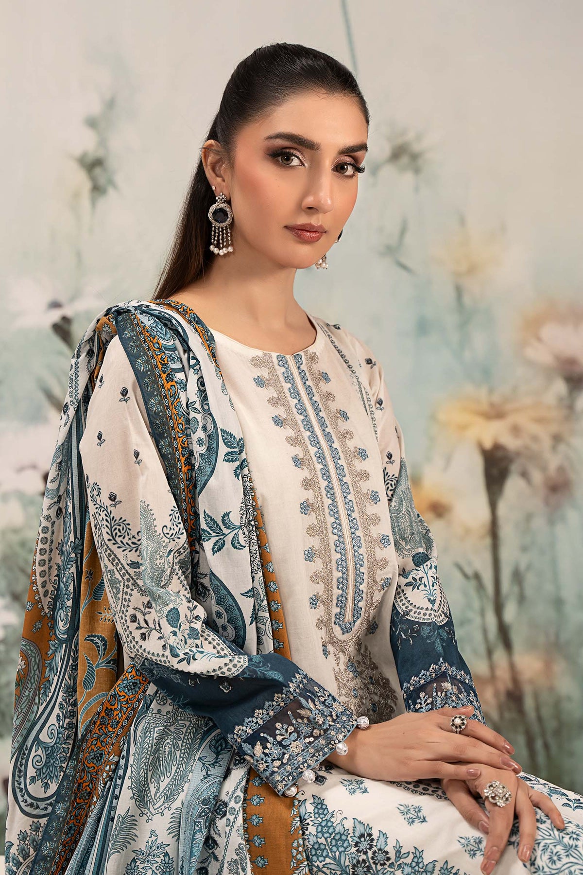 3 Piece Embroidered Lawn Suit