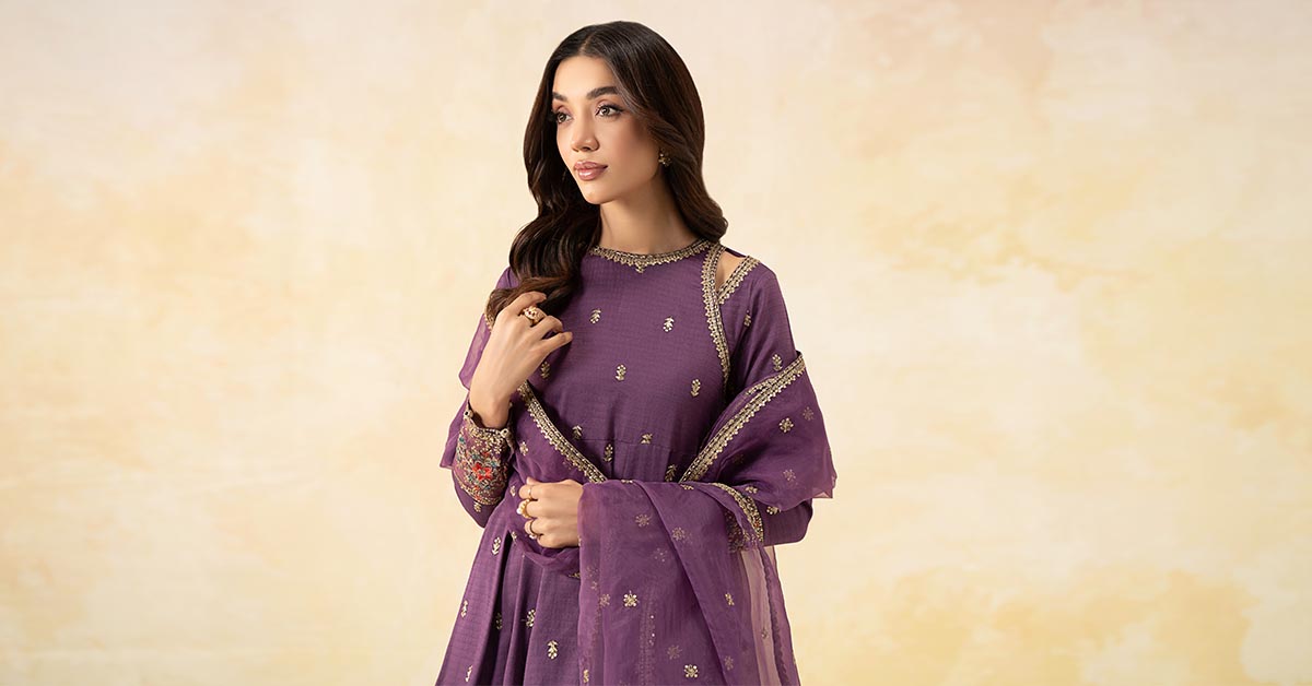 3 Piece Embroidered Lawn Suit