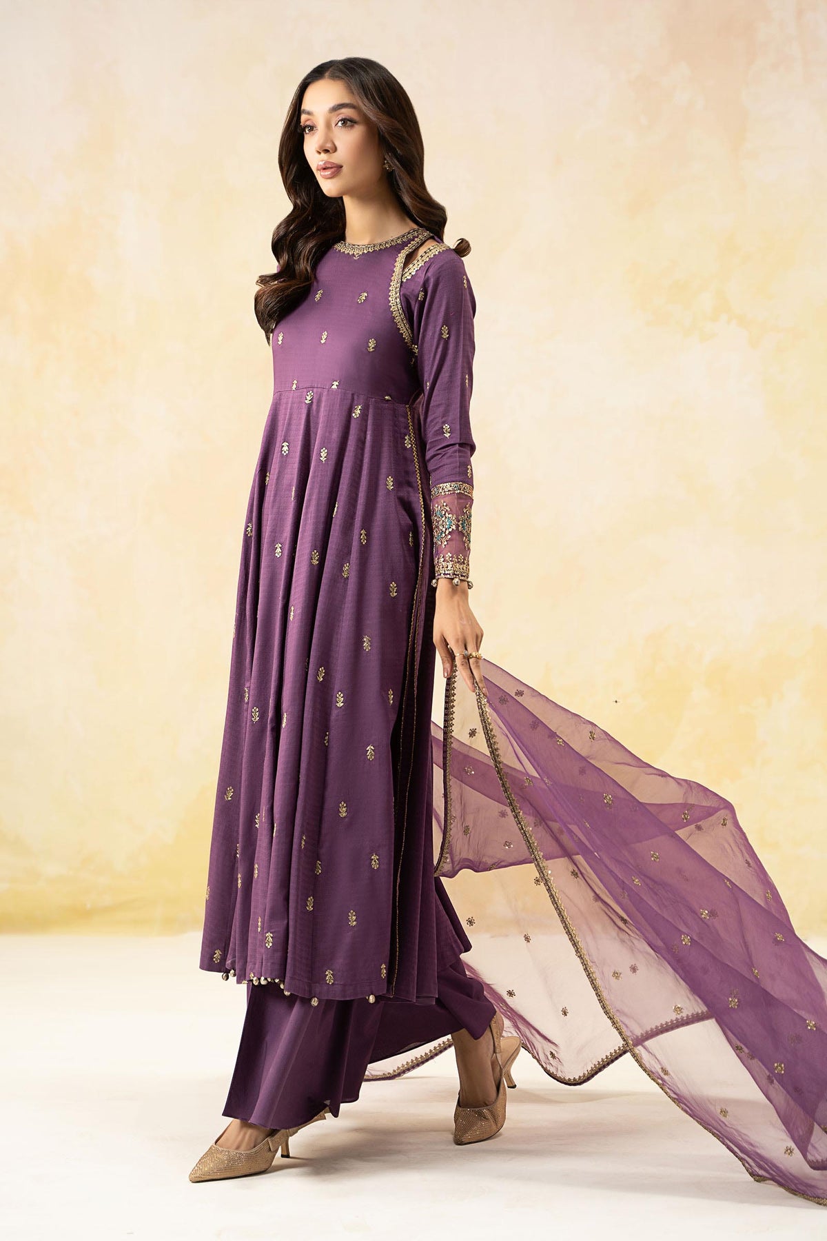 3 Piece Embroidered Lawn Suit
