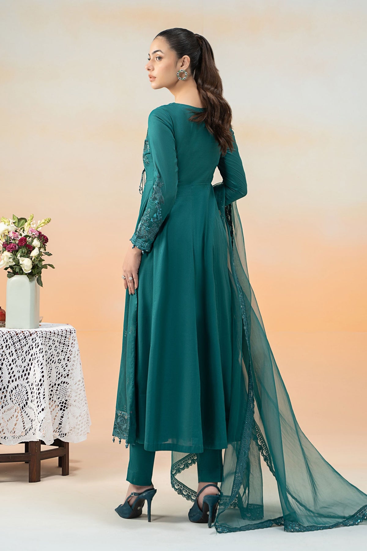 3 Piece Embroidered Lawn Suit