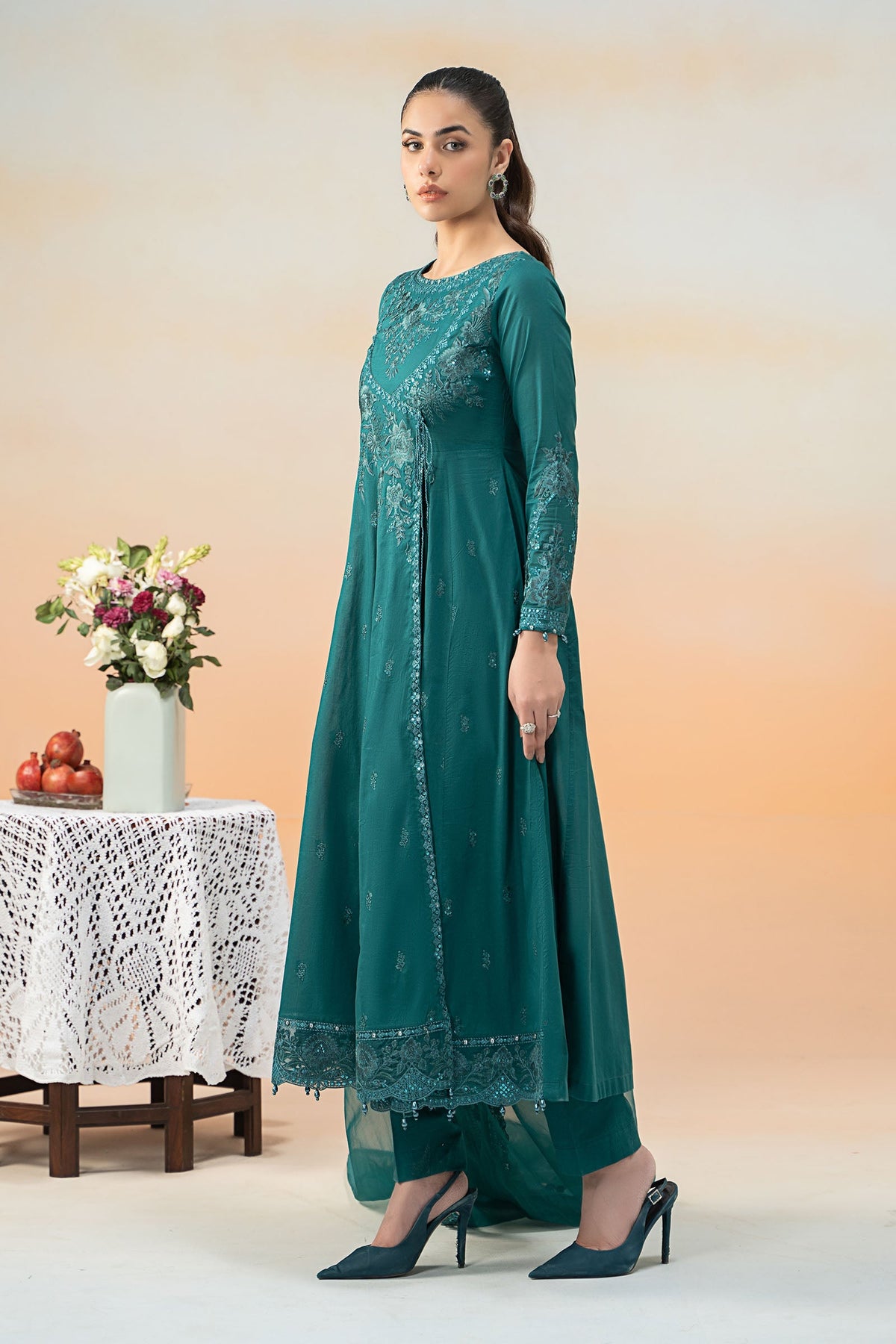 3 Piece Embroidered Lawn Suit
