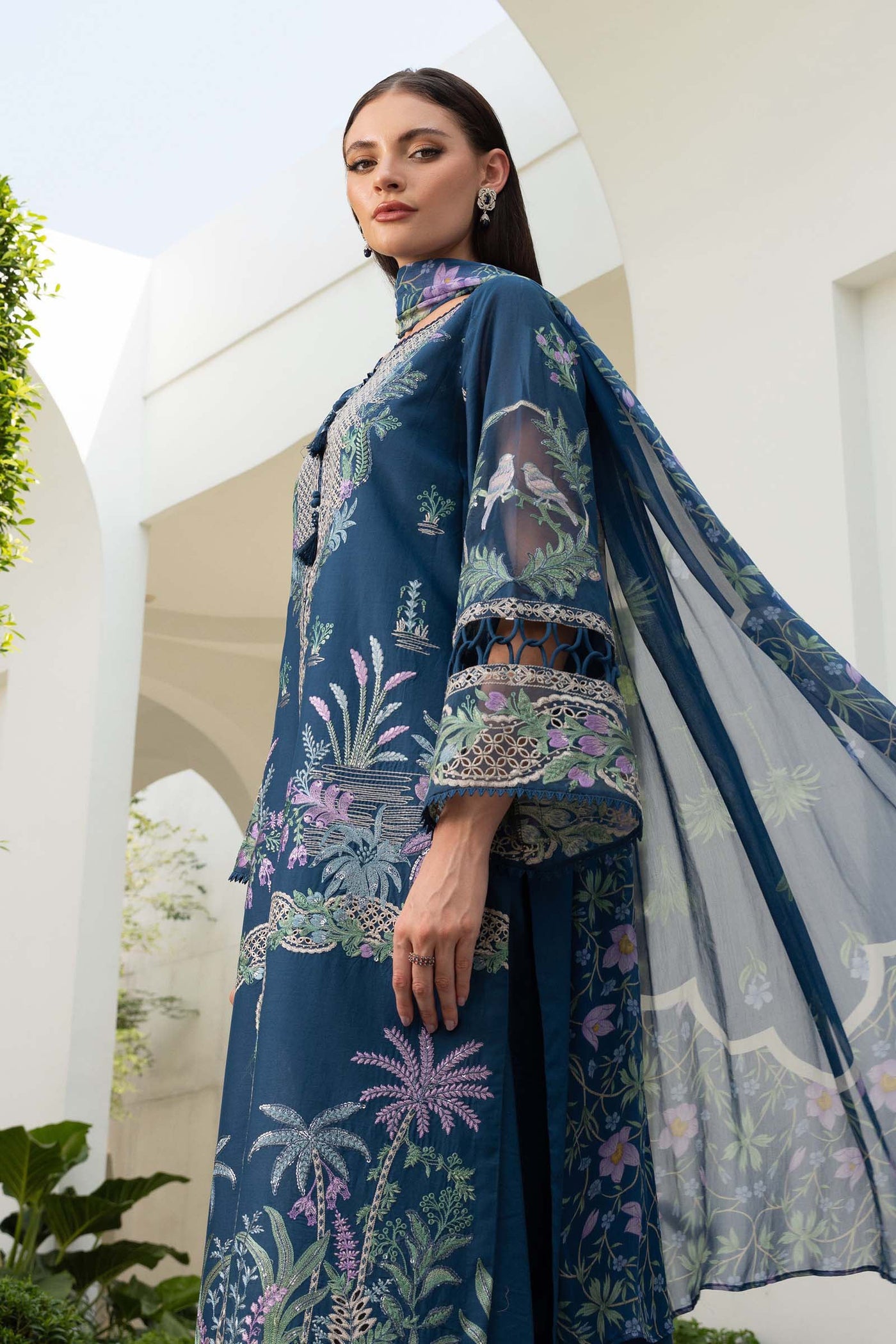 3 Piece Embroidered Lawn Suit