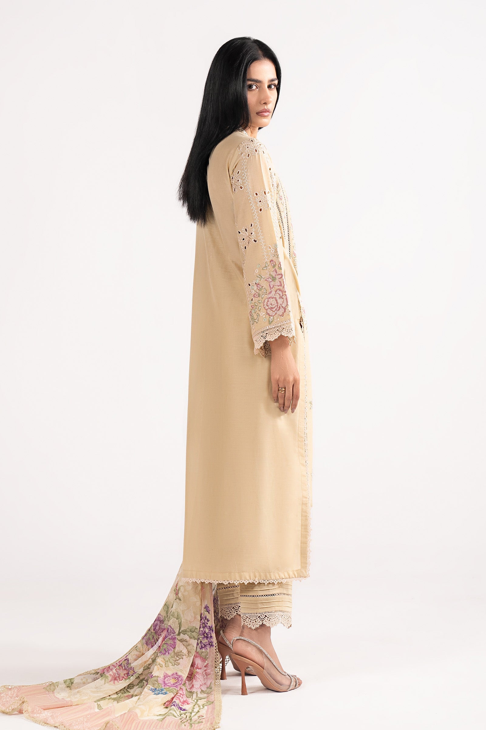3 Piece Embroidered Lawn Suit