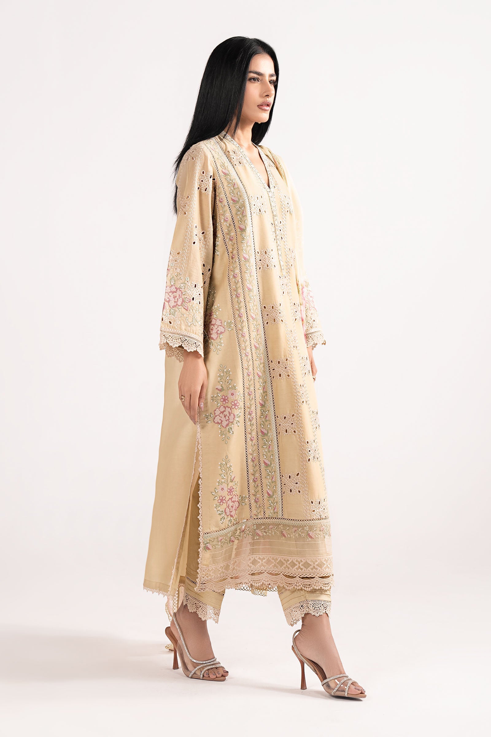 3 Piece Embroidered Lawn Suit