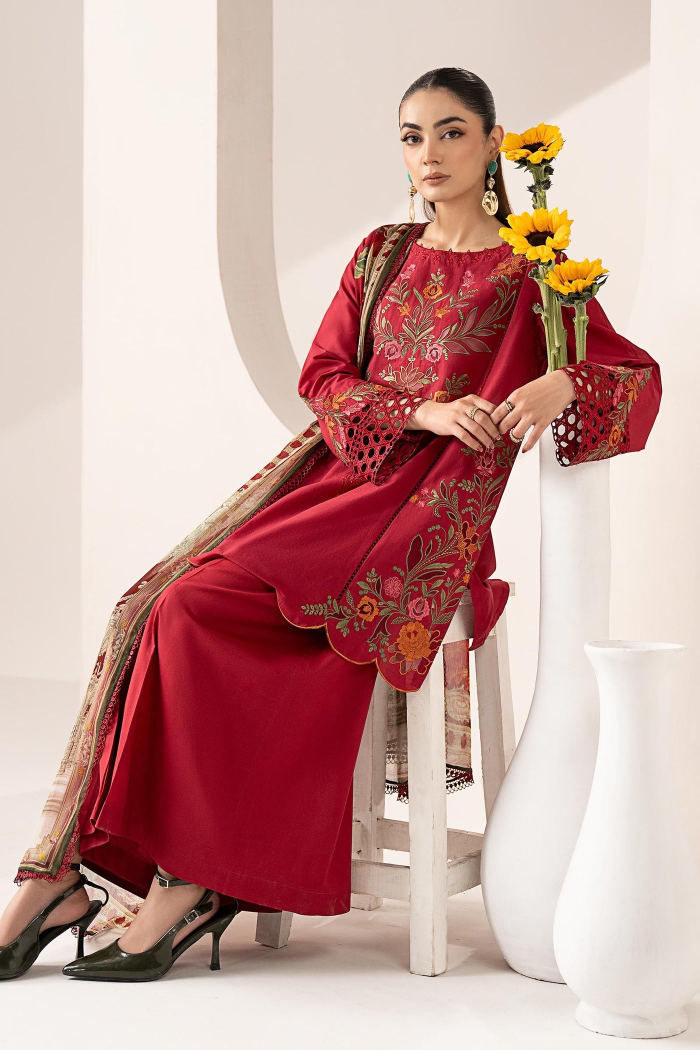 3 Piece Embroidered Lawn Suit
