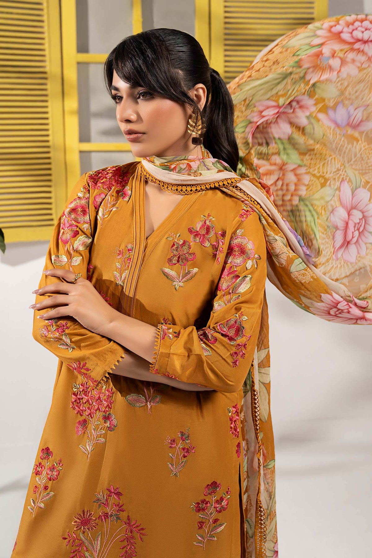3 Piece Embroidered Lawn Suit
