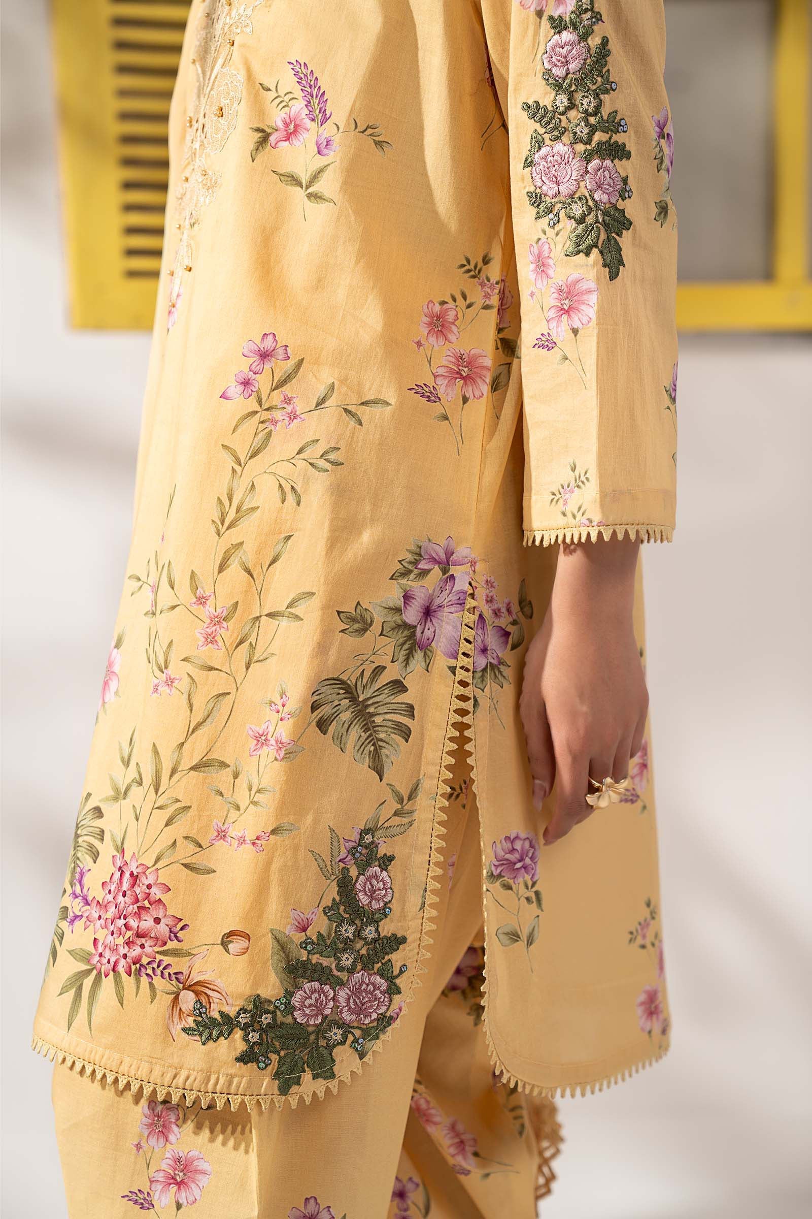 3 Piece Embroidered Lawn Suit
