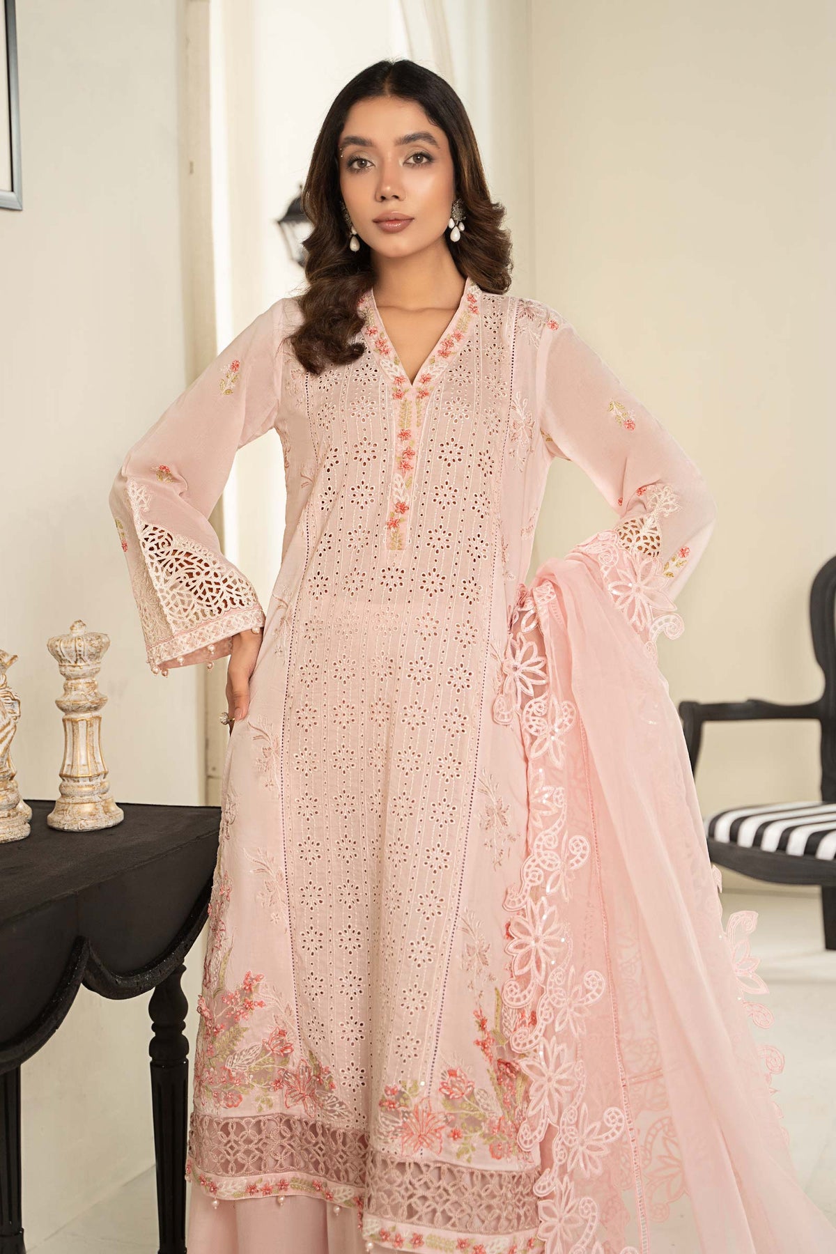3 Piece Embroidered Lawn Suit