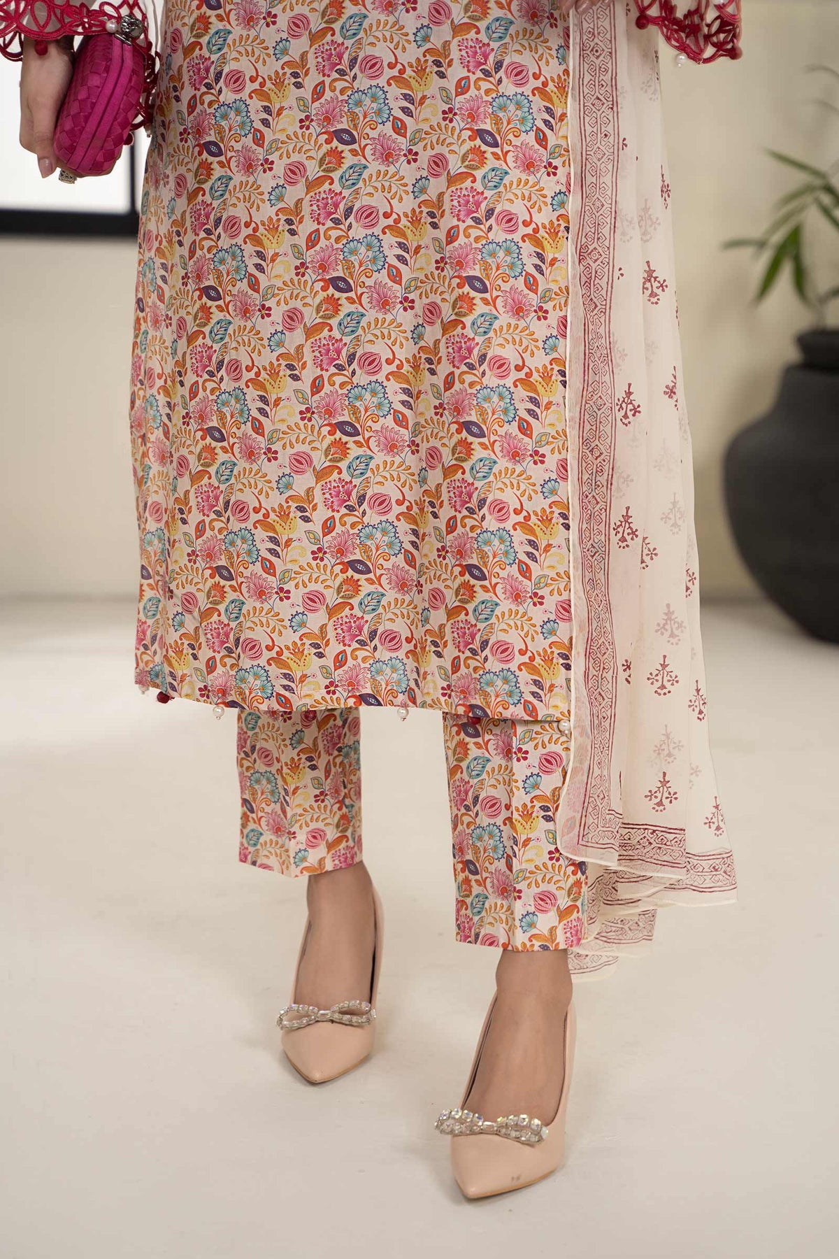 3 Piece Embroidered Lawn Suit
