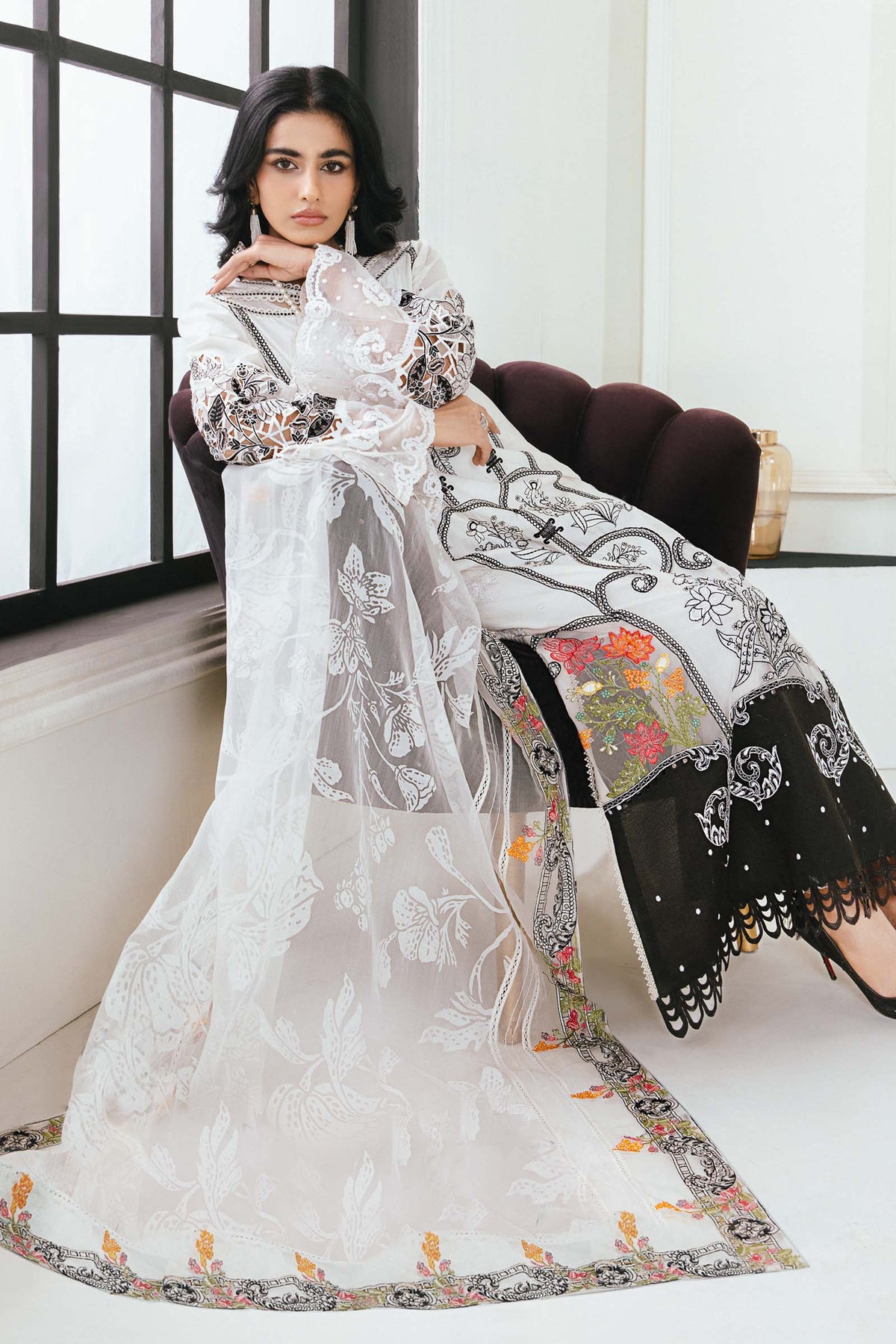 3 Piece Embroidered Lawn Suit