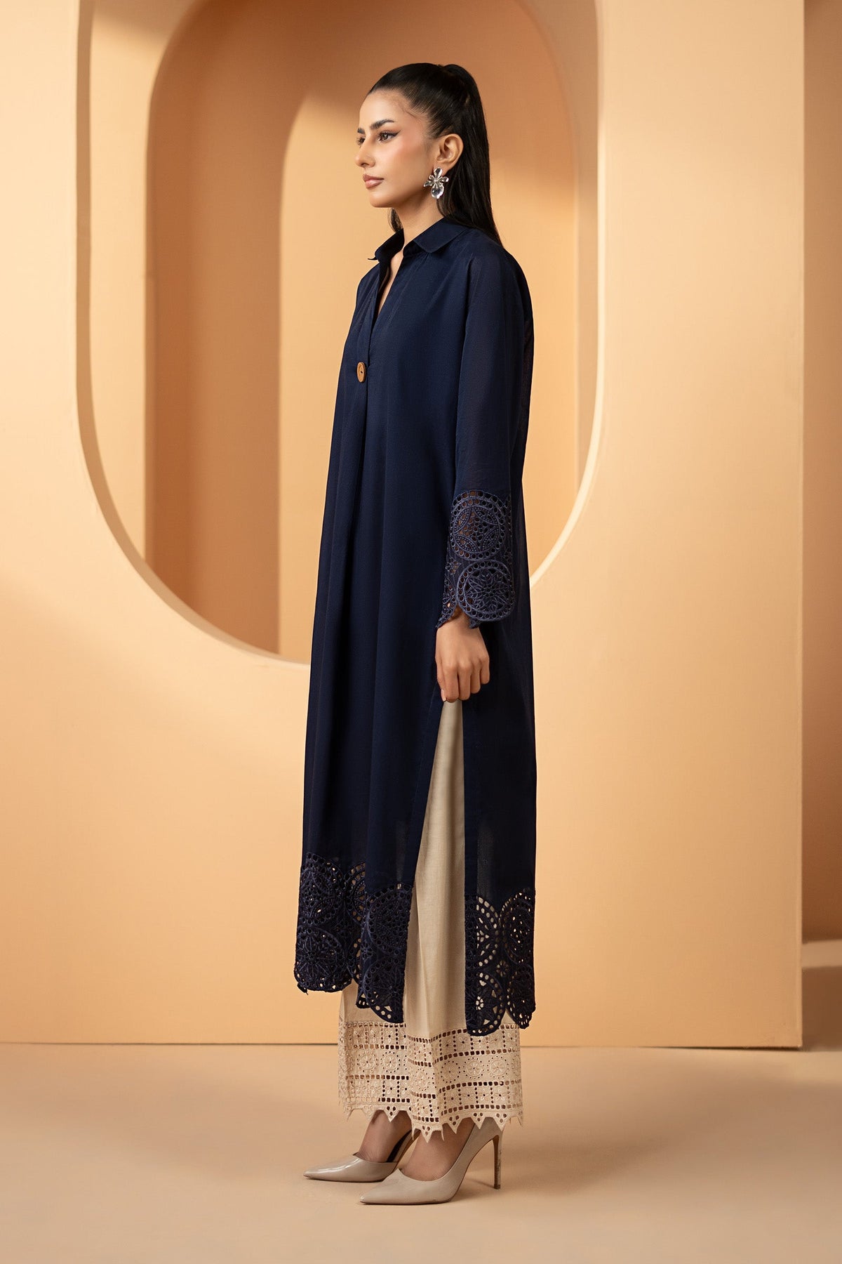 2 Piece Embroidered Lawn Suit