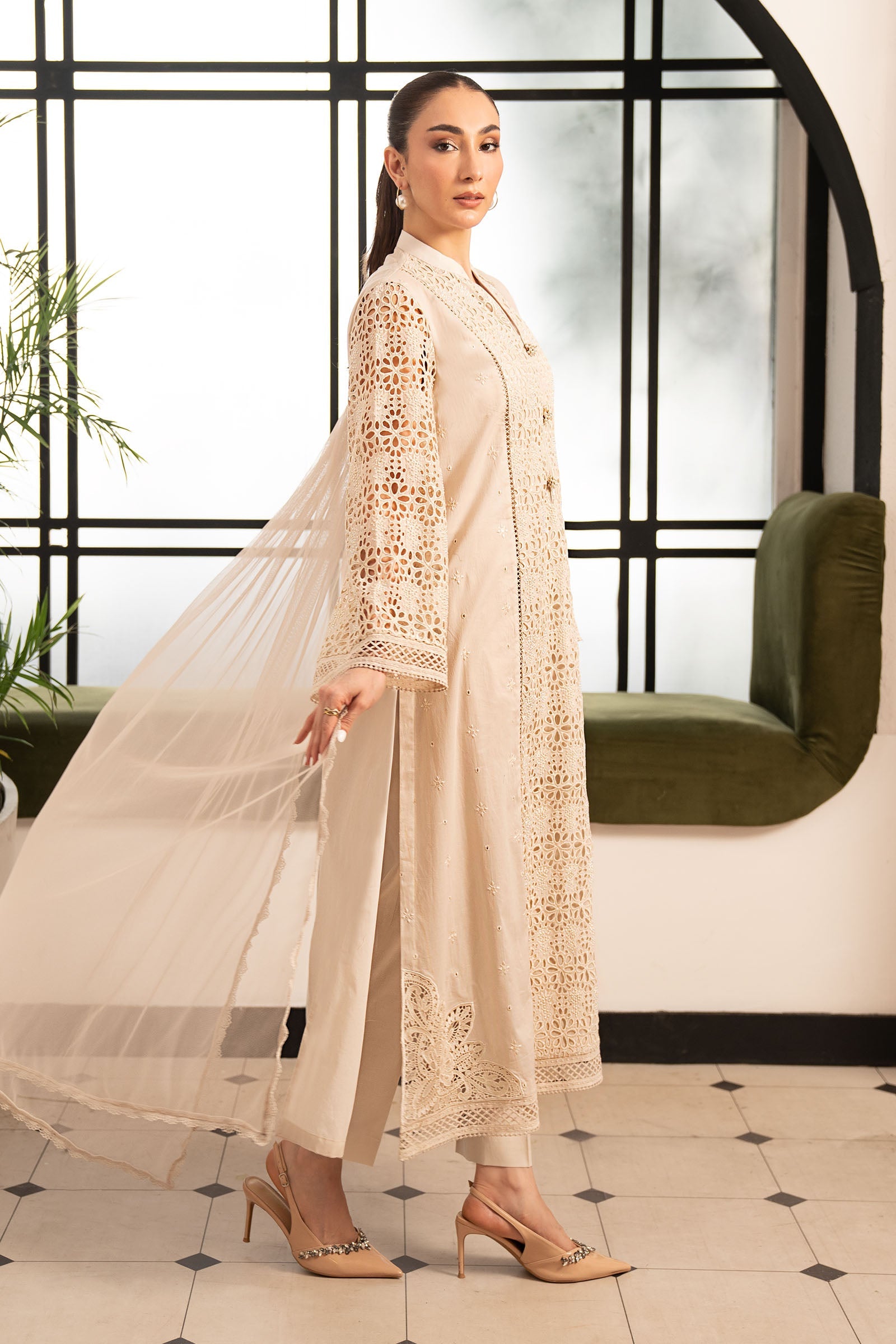 3 Piece Embroidered Lawn Suit