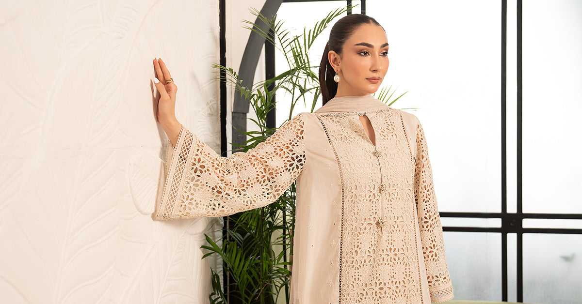 3 Piece Embroidered Lawn Suit
