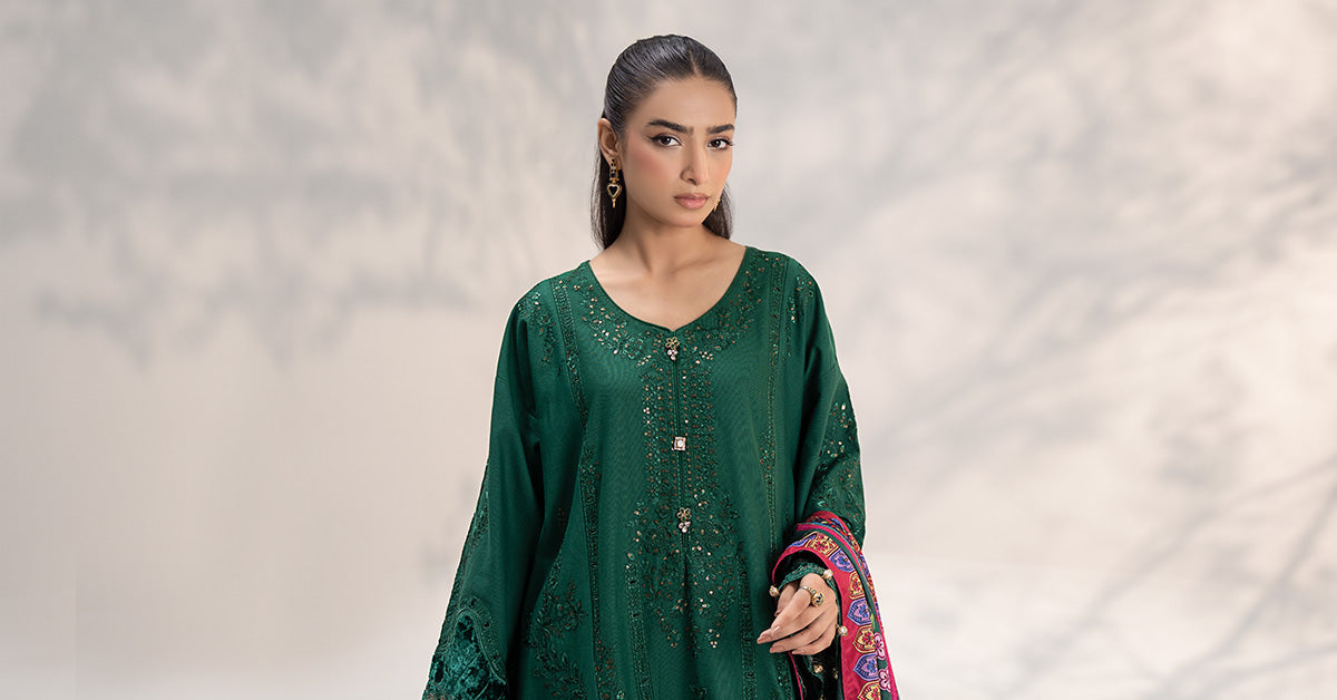 3 Piece Embroidered Khaddar Suit