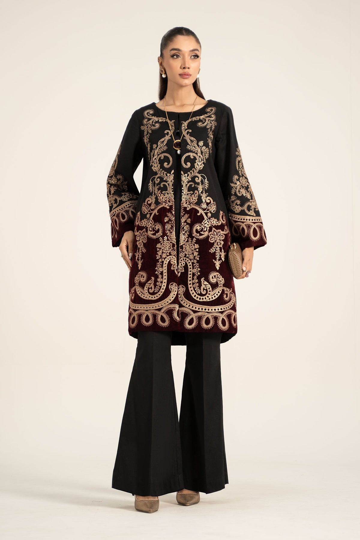 3 Piece Embroidered Khaddar Suit
