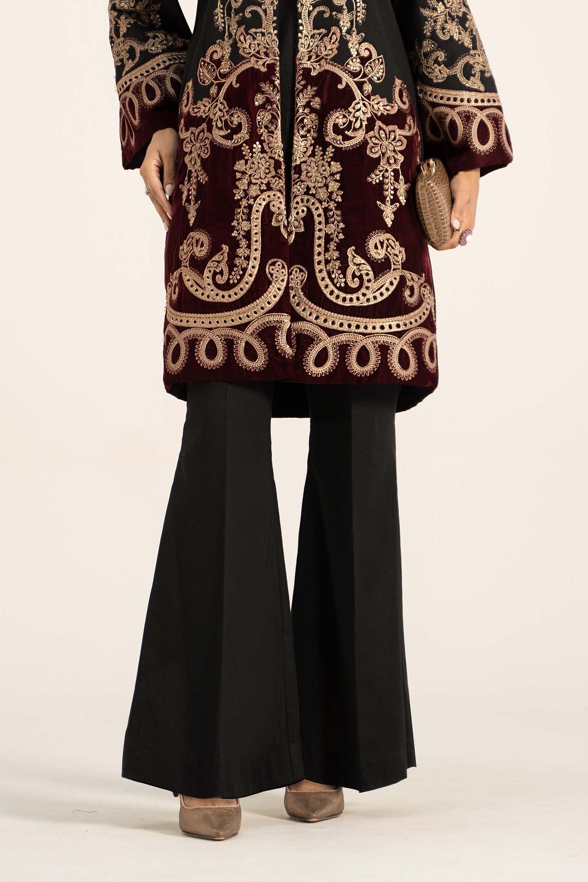 3 Piece Embroidered Khaddar Suit