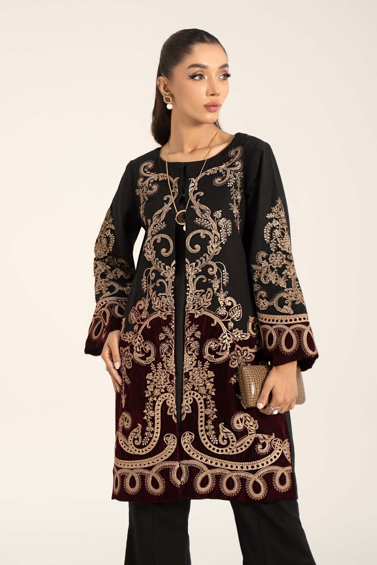 3 Piece Embroidered Khaddar Suit