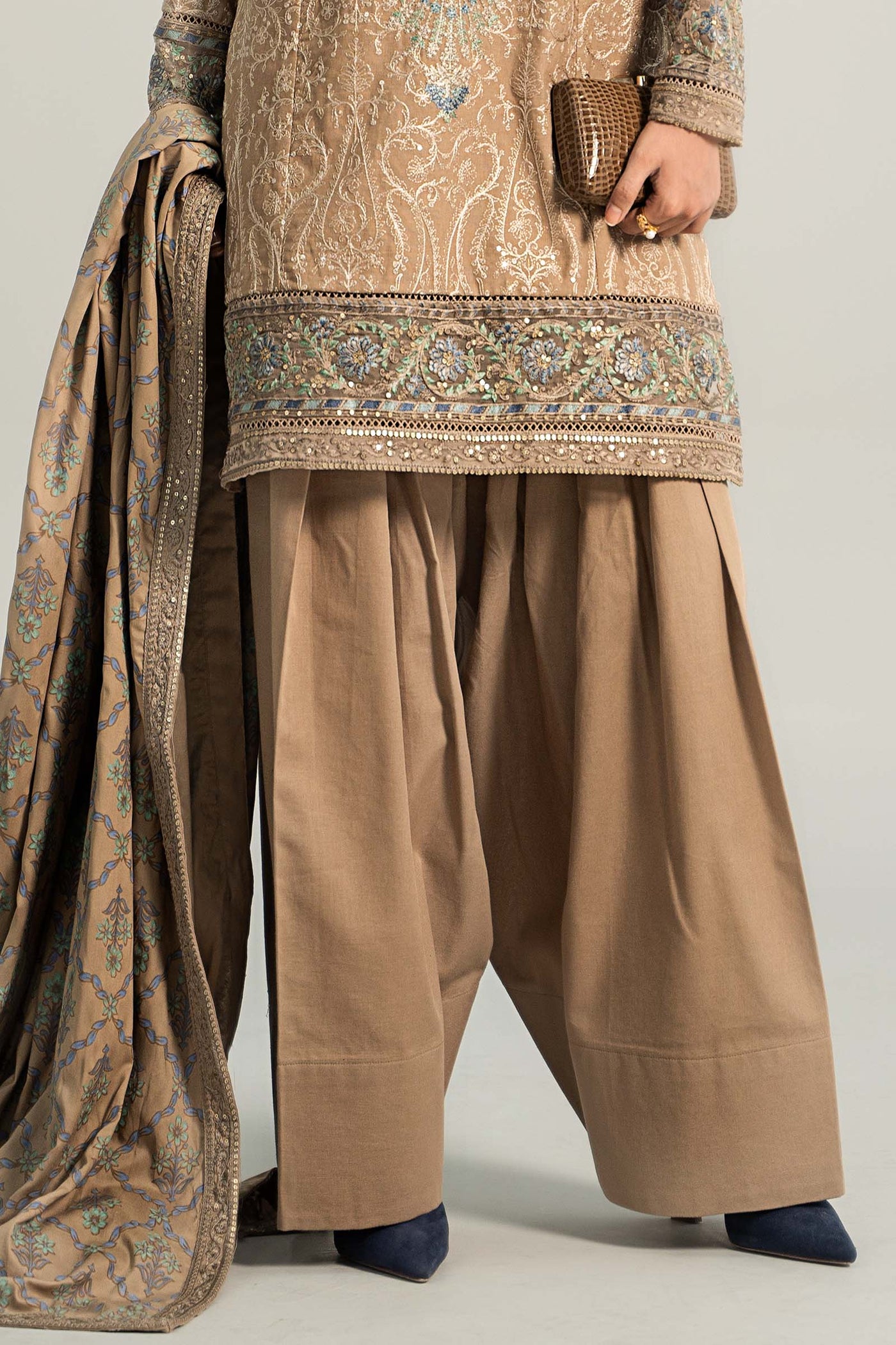 3 Piece Embroidered Khaddar Suit