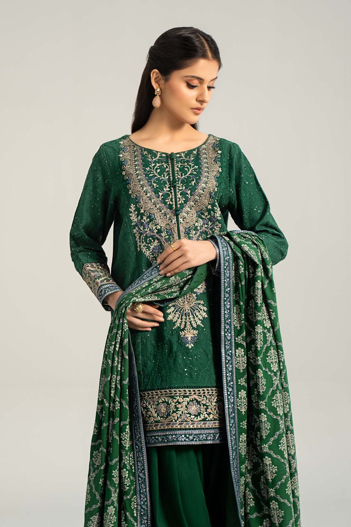 3 Piece Embroidered Khaddar Suit