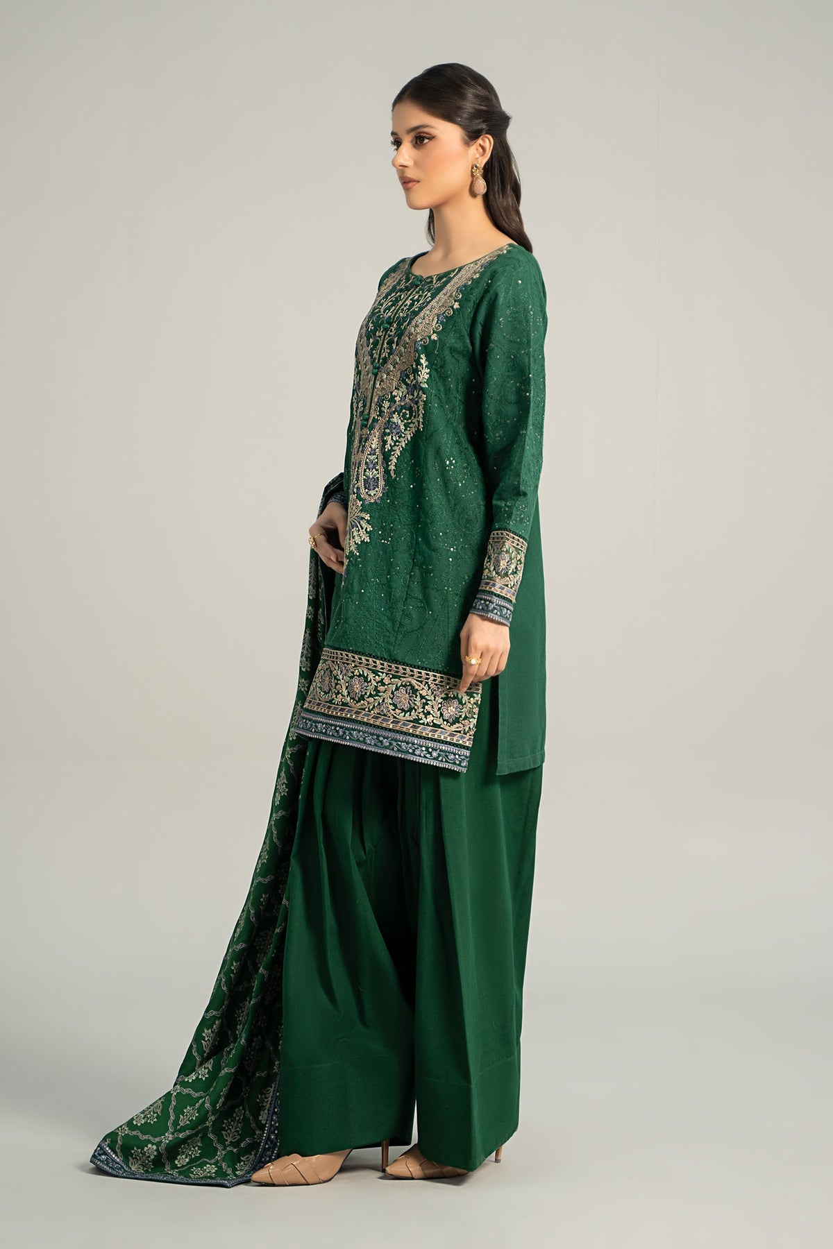 3 Piece Embroidered Khaddar Suit