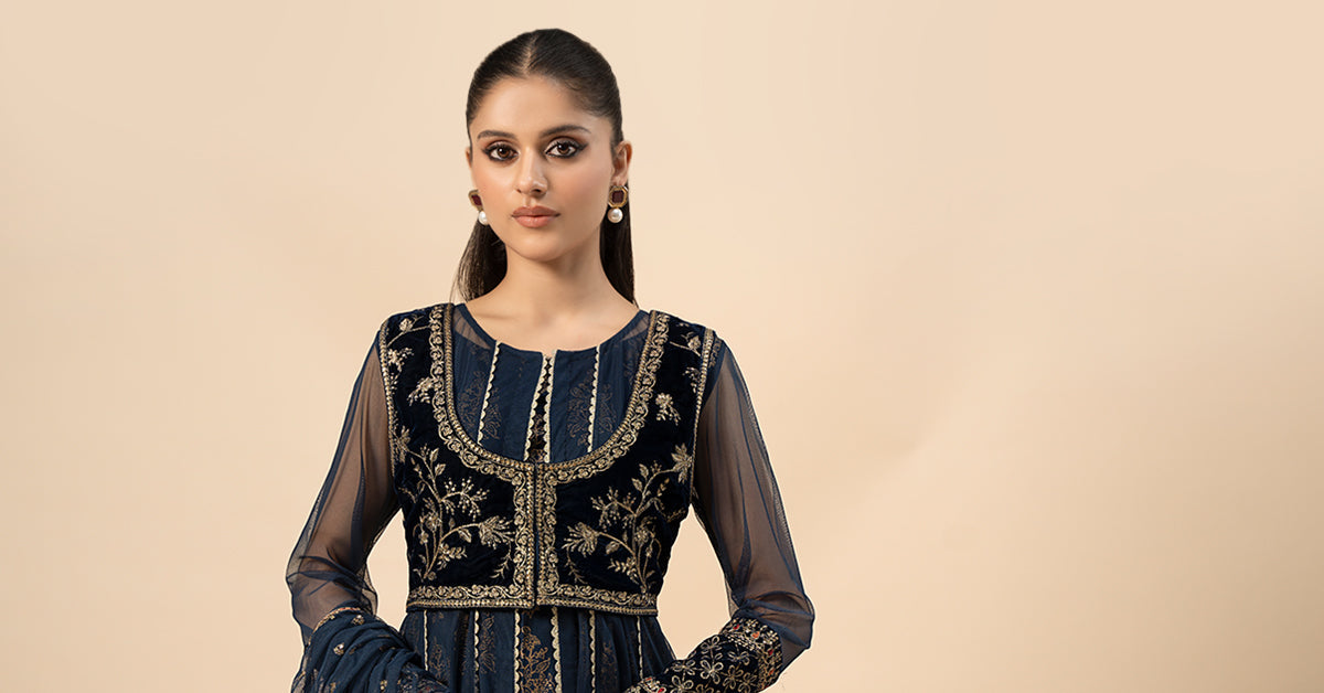 3 Piece Embroidered Khaddar Suit