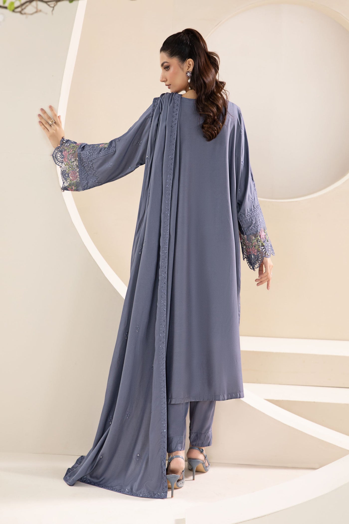 Embroidered Organza Dupatta (as Shown)