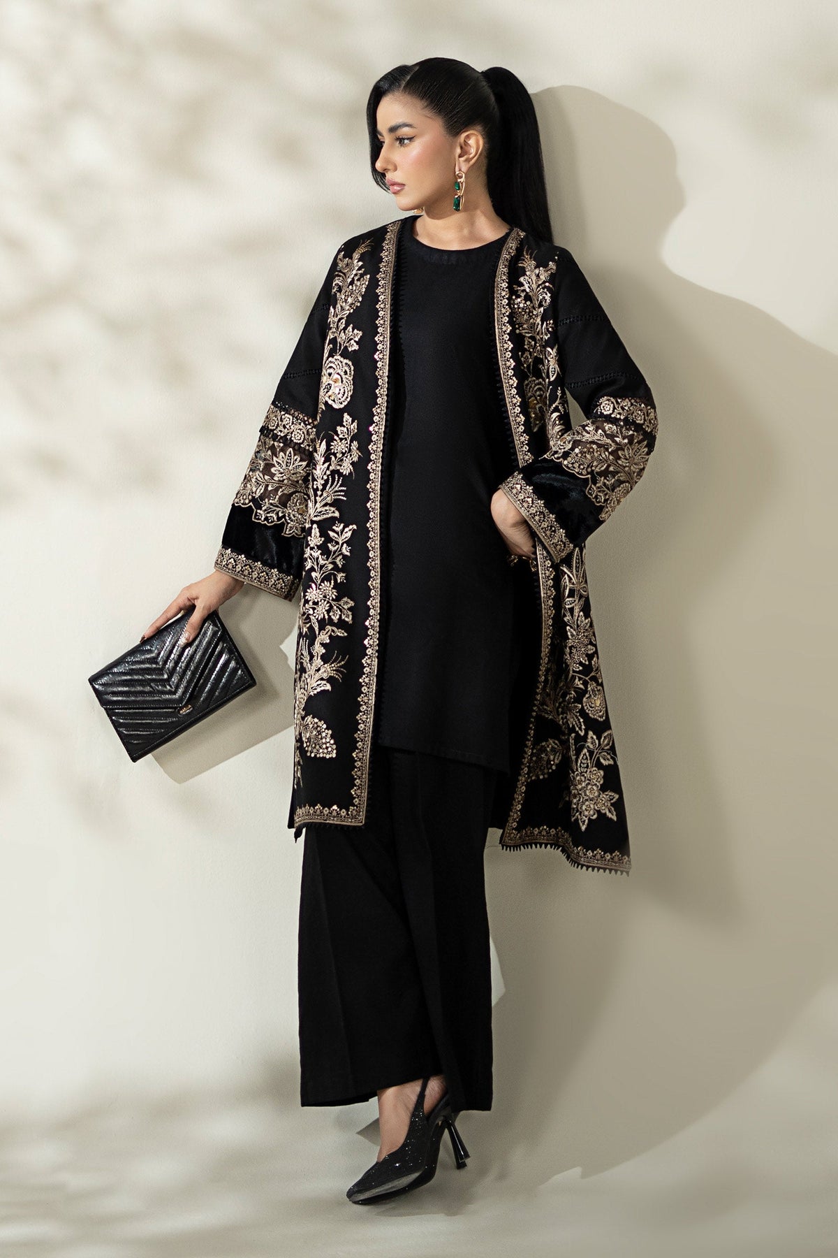 3 Piece Embroidered Khaddar Suit