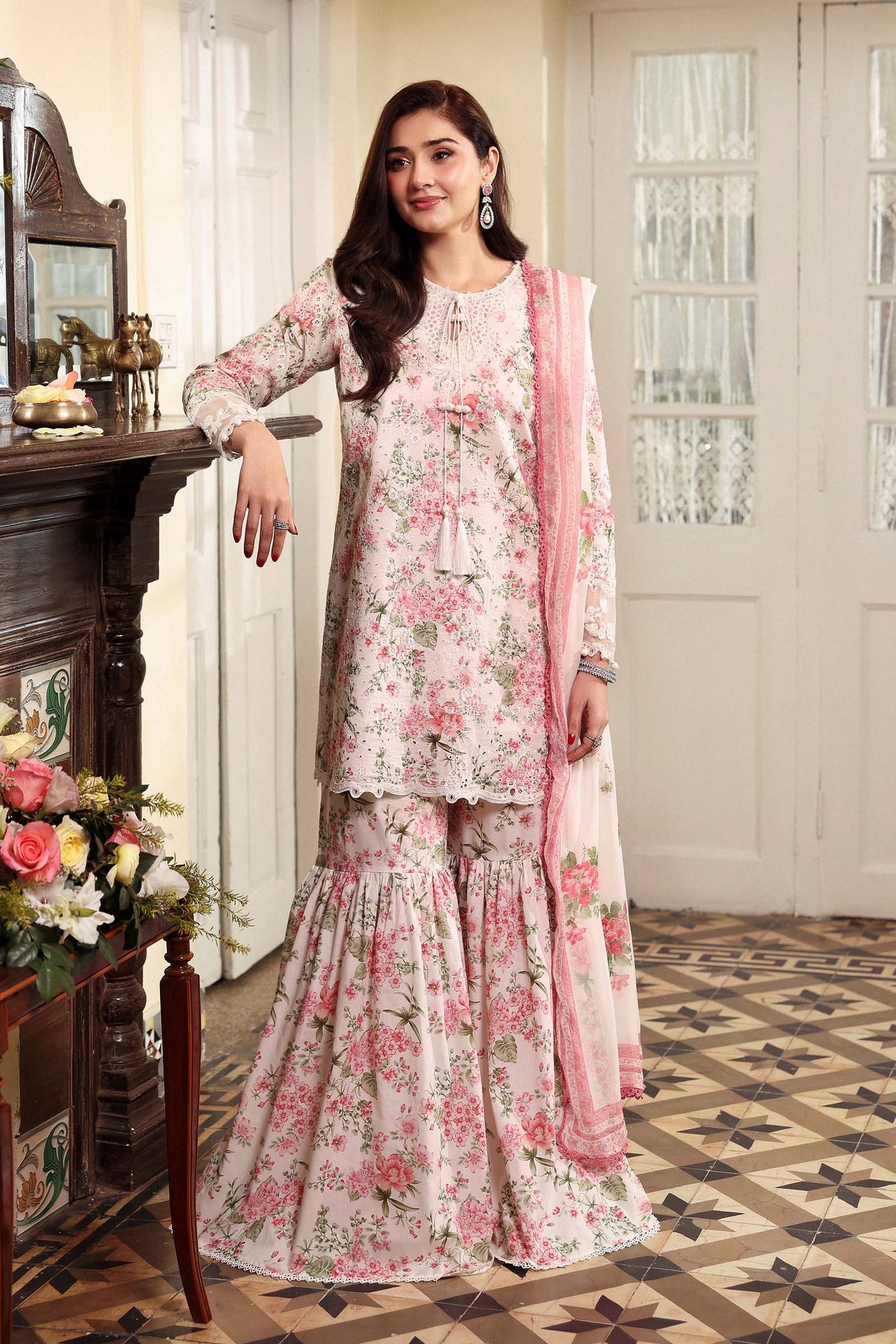 https://cdn.shopify.com/s/files/1/0620/8788/9062/files/DW_EF26_201_Front_B.jpg?v=1771580896