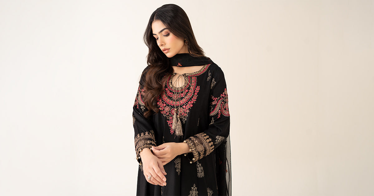 3 Piece Embroidered Lawn Suit