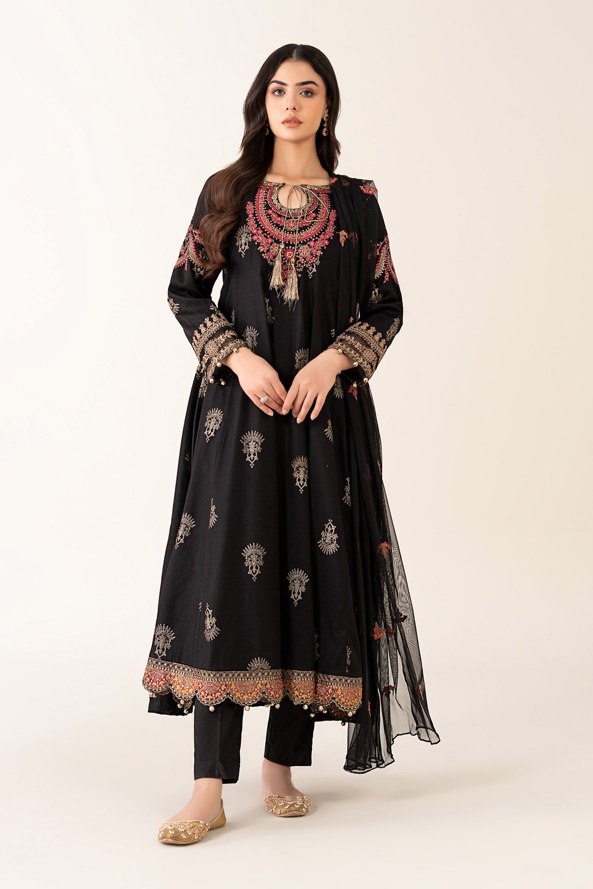 3 Piece Embroidered Lawn Suit