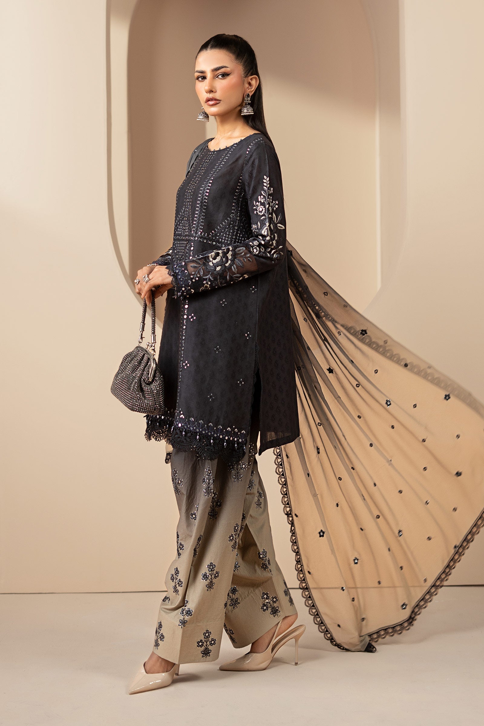 3 Piece Embroidered Jacquard Lawn Suit